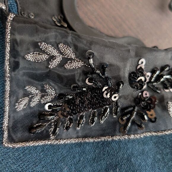 Club Monaco teal 💯 merino embellished collar sz xs - Picture 8 of 9